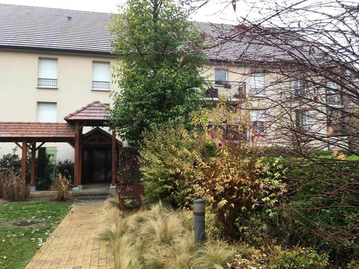 Appartement Proche De Disney Et Val D Europe Chessy  Exterior foto